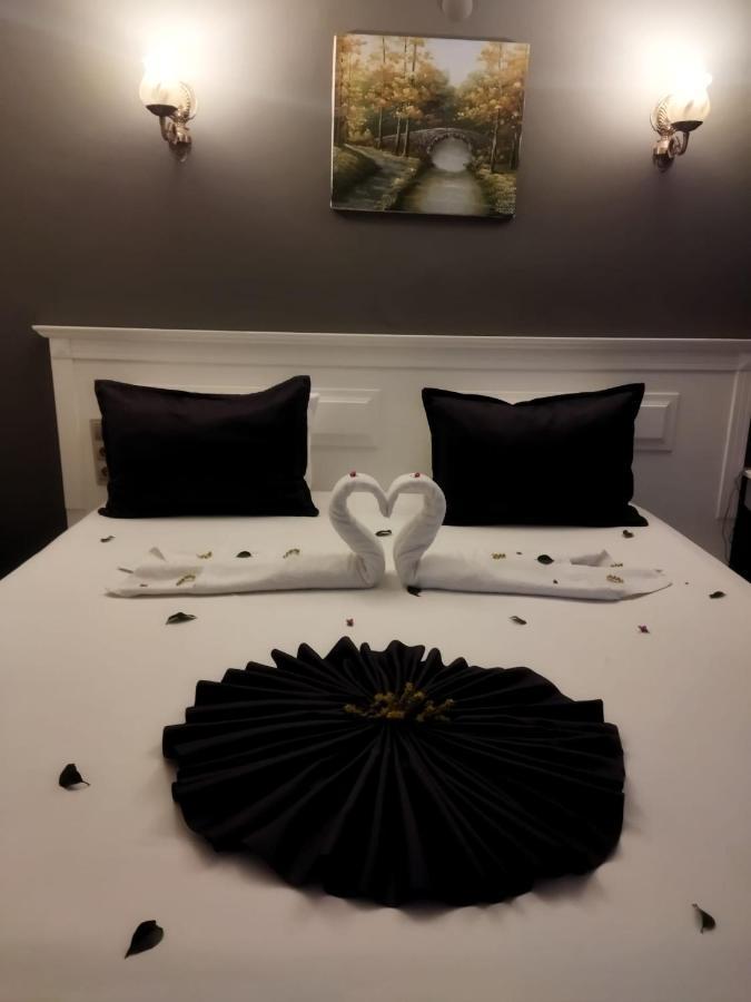 Ueckale Otel Restaurant Bostanci エクステリア 写真